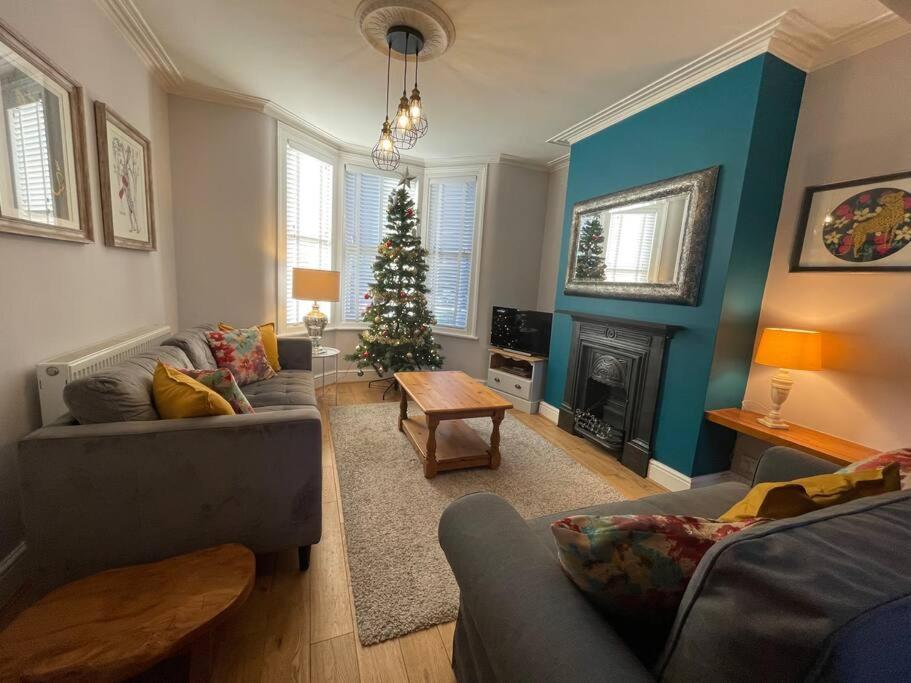 Gloucester Rd 2 Mins Away - Fab, New, Trendy House Bristol Buitenkant foto